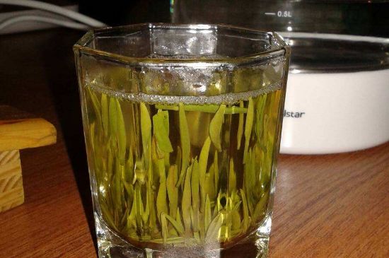冷泡茶用什么茶葉最好，什么樣的茶適合冷泡？