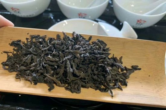 200一斤的茶葉算不算好，兩百一斤買的是中低檔茶