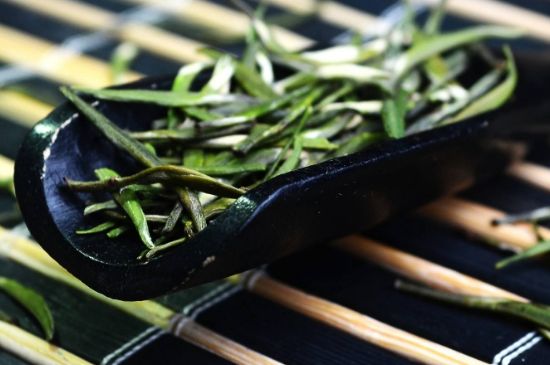 老茶和新茶哪個(gè)好，老茶好喝還是新茶好喝