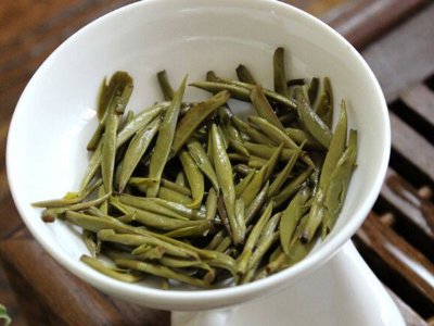 白毫銀針放幾年最好，白毫銀針什么年份最好？