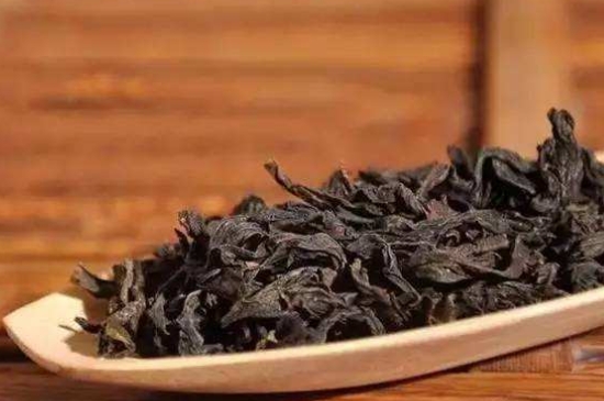 怎樣炭焙巖茶？揭秘武夷巖茶的炭焙技藝