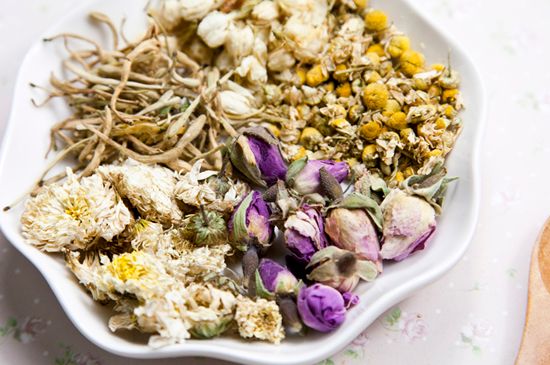 祛濕最有效的泡花茶，濕氣重適合泡什么花茶？