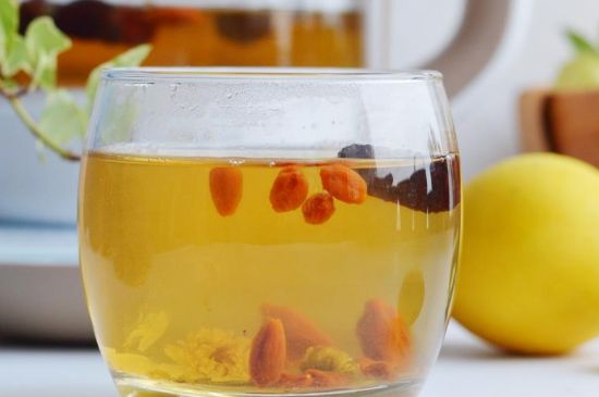 菊花茶的最佳搭配有哪幾樣，菊花茶和什么搭配喝效果好？