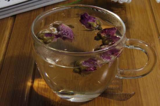 怎么判斷玫瑰花茶好不好，玫瑰花茶怎么樣鑒別