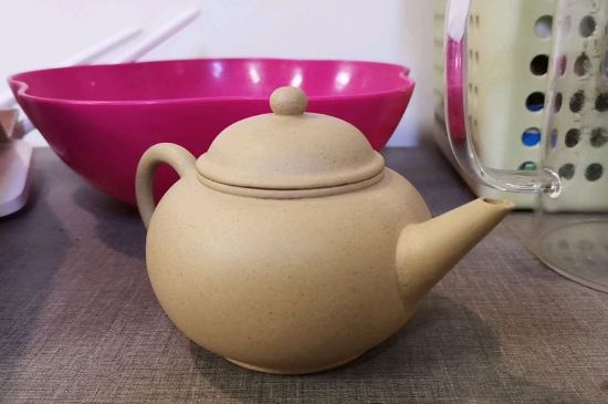 手工紫砂壺和模具壺有什么區(qū)別，快速鑒別手工壺模具壺