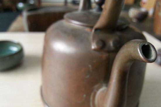 用銅壺燒水有什么禁忌，銅壺煮水的兩大忌諱和好處