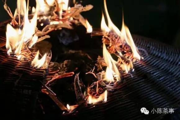 怎樣炭焙巖茶？揭秘武夷巖茶的炭焙技藝