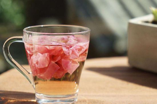 玫瑰花茶和什么搭配好，玫瑰花茶的搭配大全！