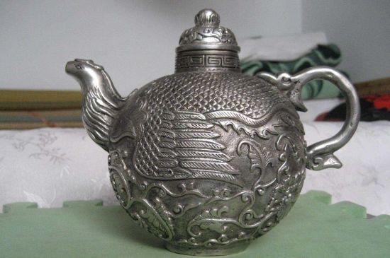 銀壺泡茶后為什么會(huì)變黑，銀壺內(nèi)膽發(fā)黑怎么辦