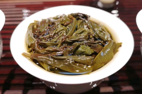 長期喝巖茶會(huì)上火嗎？巖茶這樣喝了容易上火！