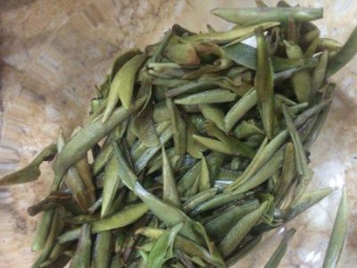 大紅袍好還是白茶好，福鼎白茶和大紅袍哪個貴？