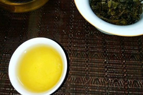 一天什么時候喝黑茶最好，喝黑茶一天最佳時間和季節(jié)
