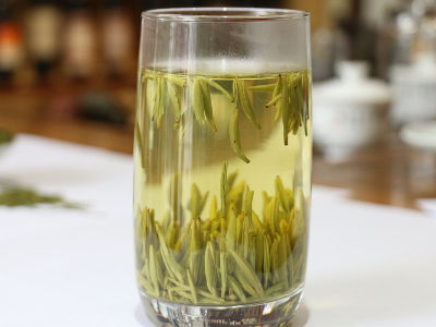 竹葉青茶怎么樣，檔次較高味道略苦價(jià)格比較貴