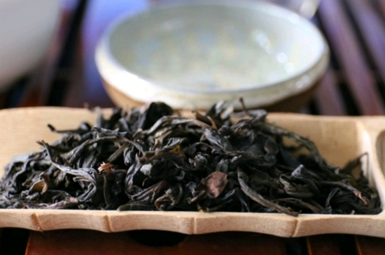 長期喝巖茶會(huì)上火嗎？巖茶這樣喝了容易上火！