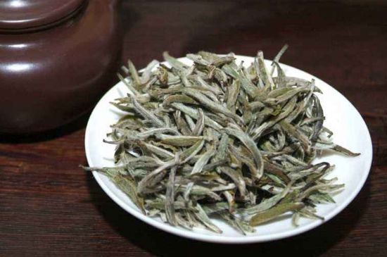 什么人不能喝白茶，白茶不宜什么人喝？