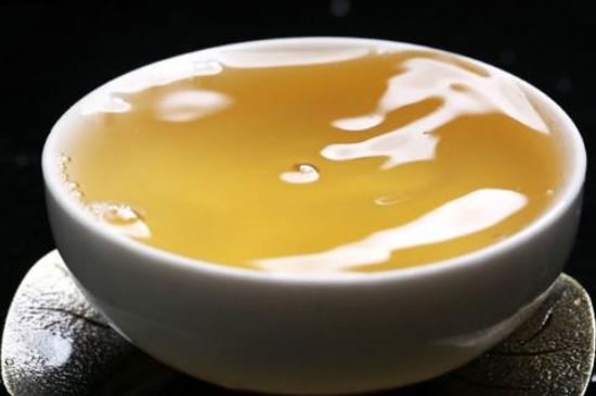 綠茶加重濕氣？濕氣體質(zhì)寒的人能喝綠茶嗎