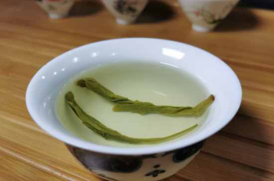 什么綠茶茶葉唇齒留香，哪個(gè)品種綠茶香氣好？