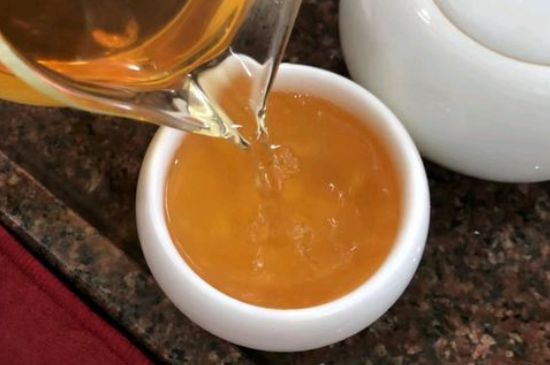 女人晚上喝紅茶好嗎，女人紅茶啥時(shí)候喝最好？