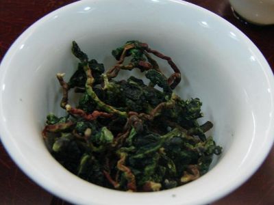 鐵觀音毛茶茶梗可以泡水喝嗎，鐵觀音帶梗是不是好茶？