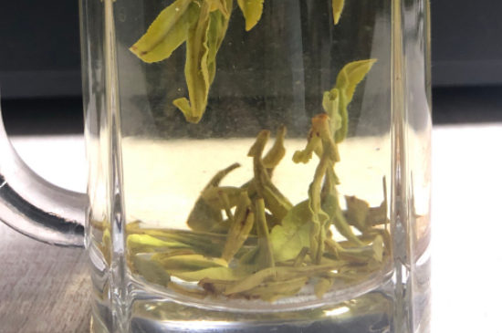 西湖龍井茶頭采和二采區(qū)別，明前龍井一采和二采什么味道？