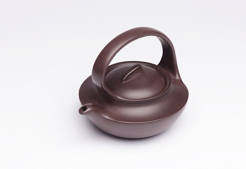 提梁精美紫砂壺，創(chuàng)意手工紫砂壺